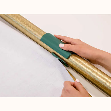 Geschenke verpacken leicht gemacht: Zeit sparen & glänzen!